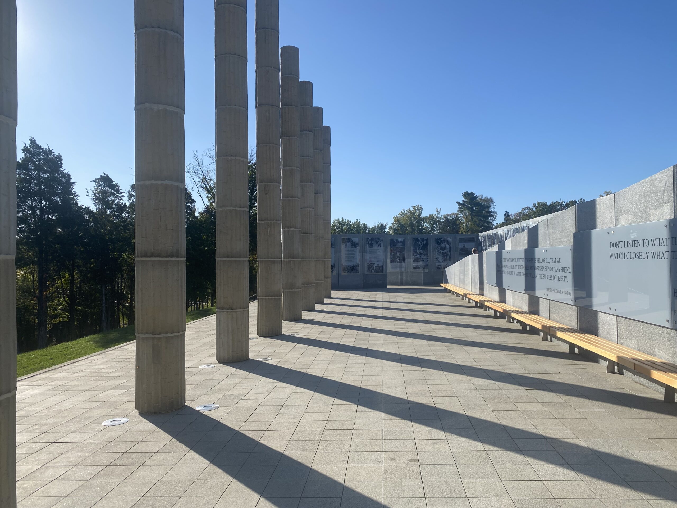 TRI Ã‚N Detail 12