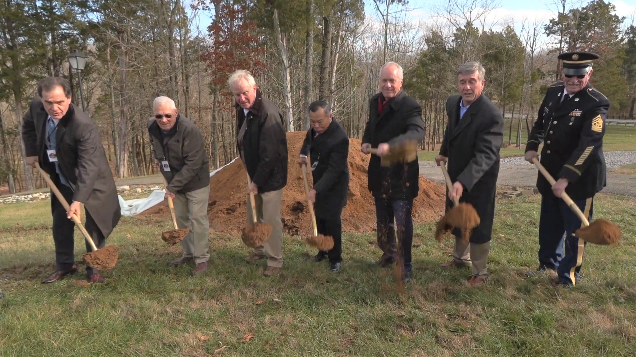 Tri Ân Monument Construction Begins